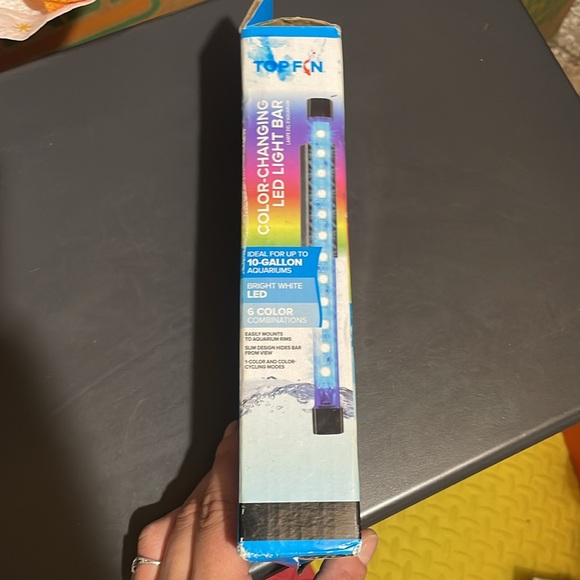 Topin 8 inch color, changing LED light bar - Picture 3 of 4